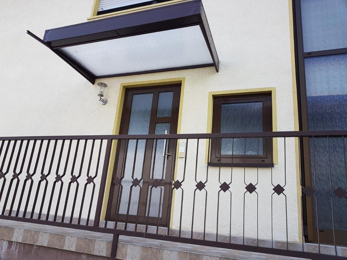 Ferienwohnung Keine Monteurvermietung Naehe Heidelberg Hockenheim Bds Anlage فيليبسبورغ المظهر الخارجي الصورة